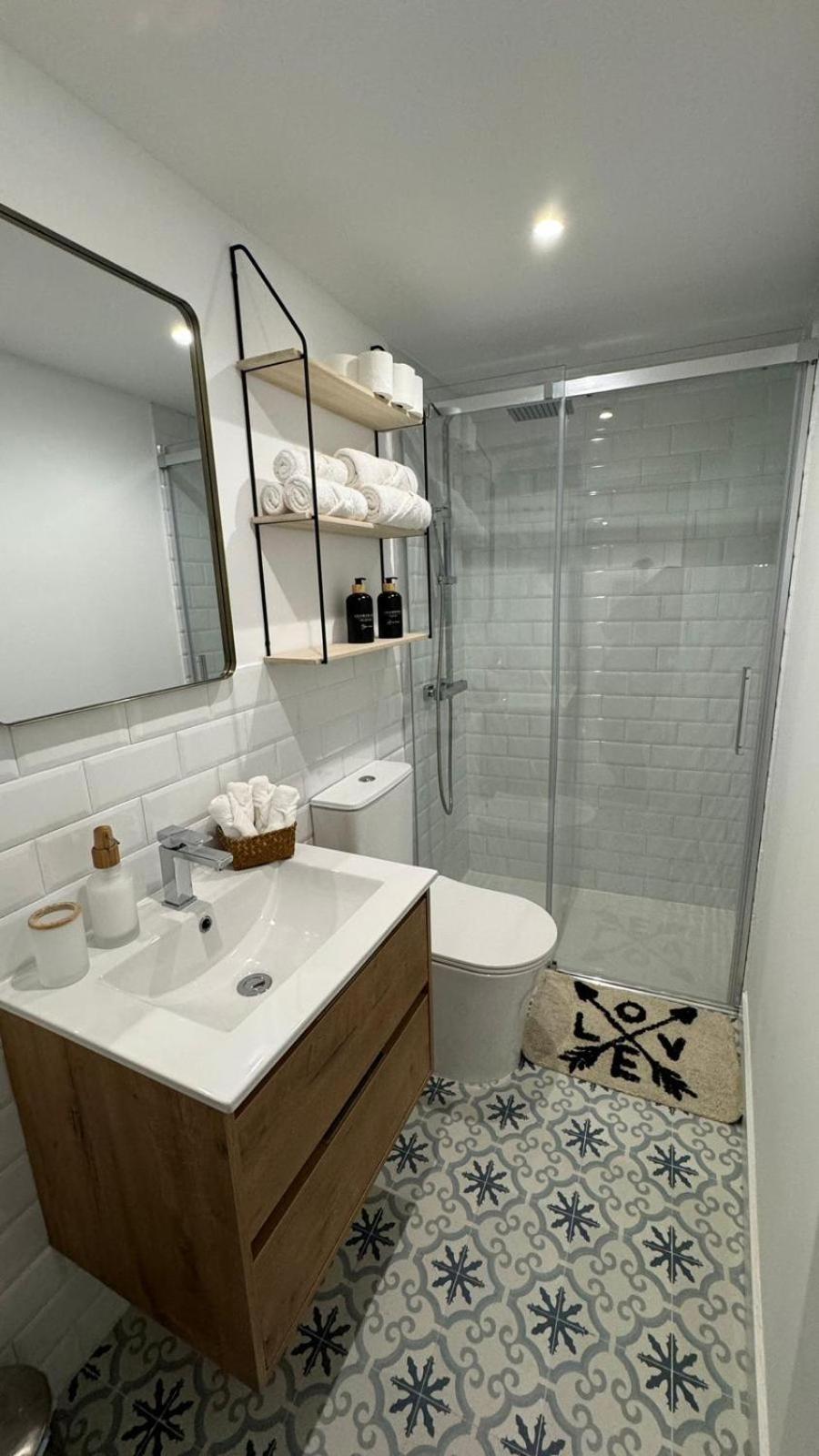 Apartamentos Urbanin II Plaza De San Pedro Кудильеро Экстерьер фото