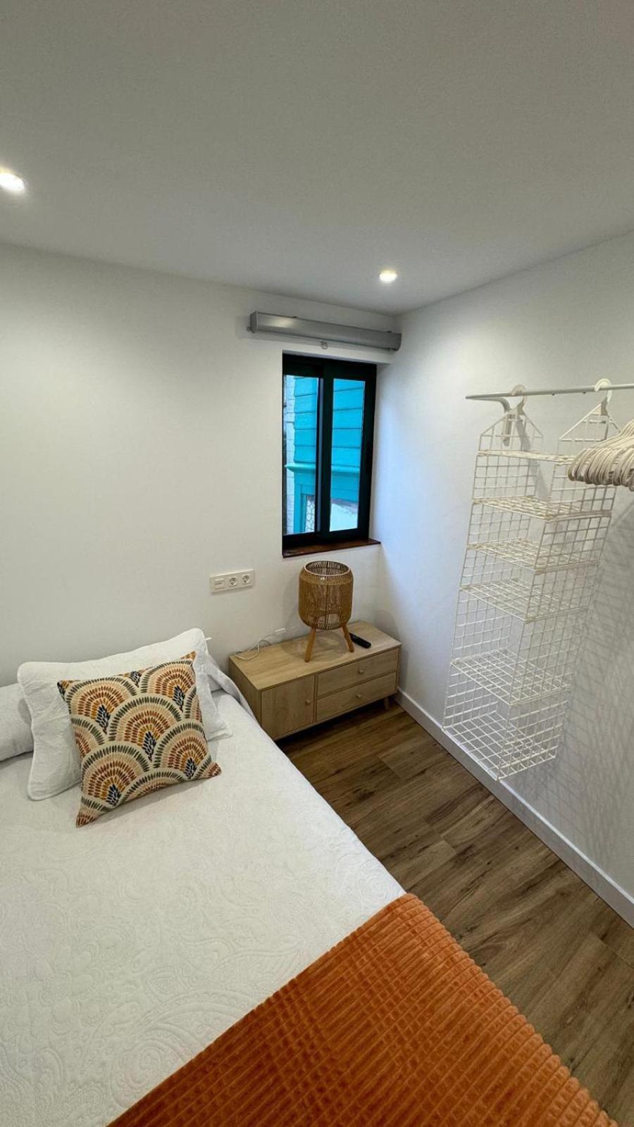 Apartamentos Urbanin II Plaza De San Pedro Кудильеро Экстерьер фото